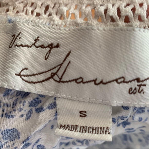 Off the shoulder top - Picture 4 of 5